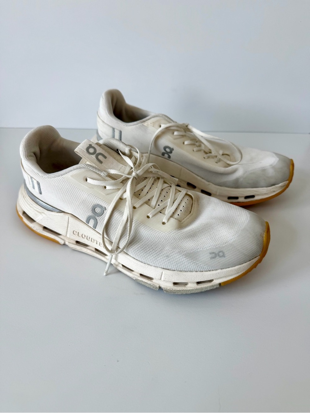 On Cloudnova Women's Form 2 Sneakers in White, Size US 8.5 - Picture 2 of 13